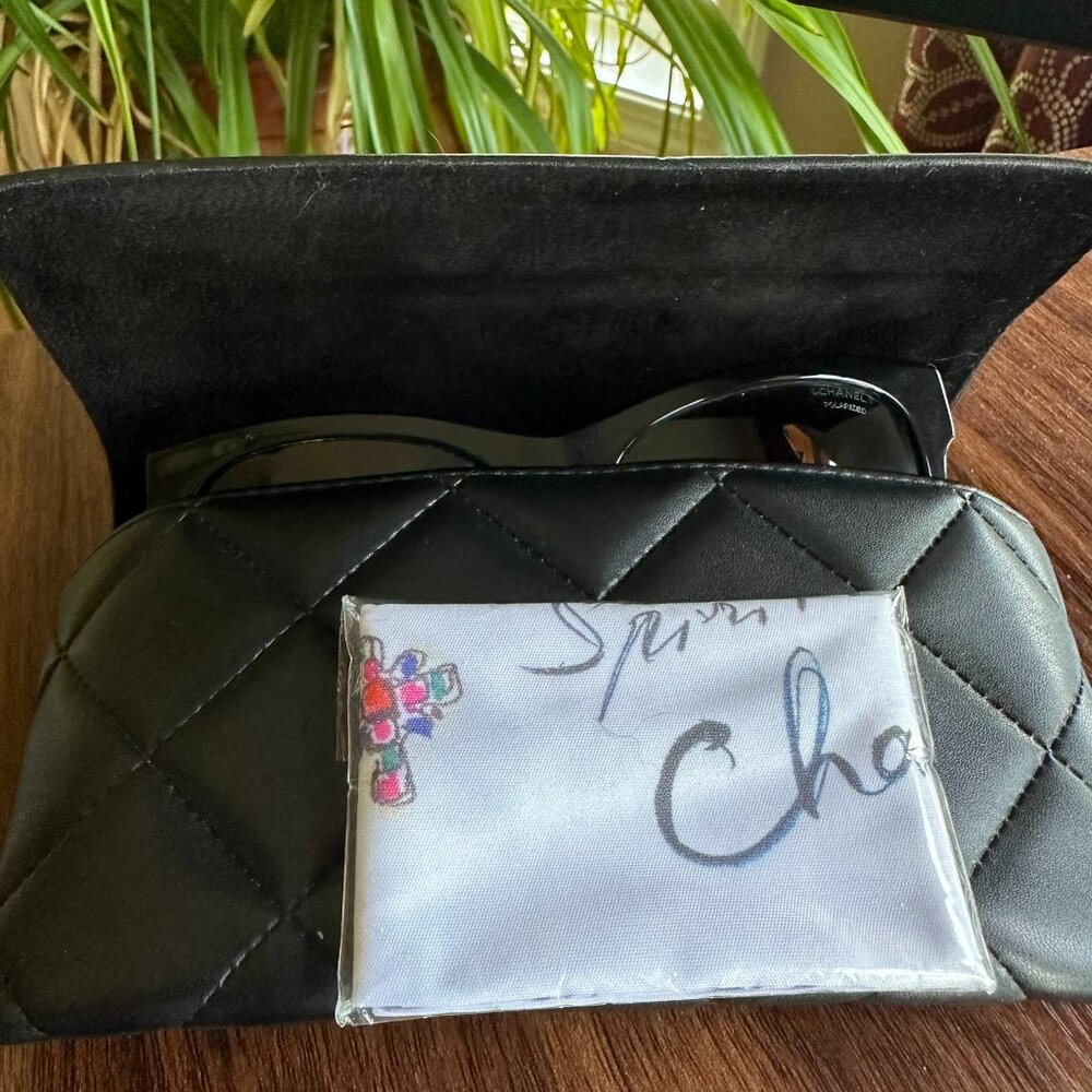 Brand New Chanel Sunglasses - Picture 4 of 8